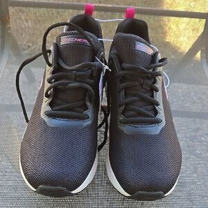 NWT Skechers Womens Go Walk Joy Ecstatic Black and Pink Shoes